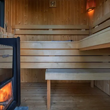 Шале 86, Bed & Outdoor Wellness - Sauna, Hottub, Icebath & Outdoor Shower Included! Ойстервейк