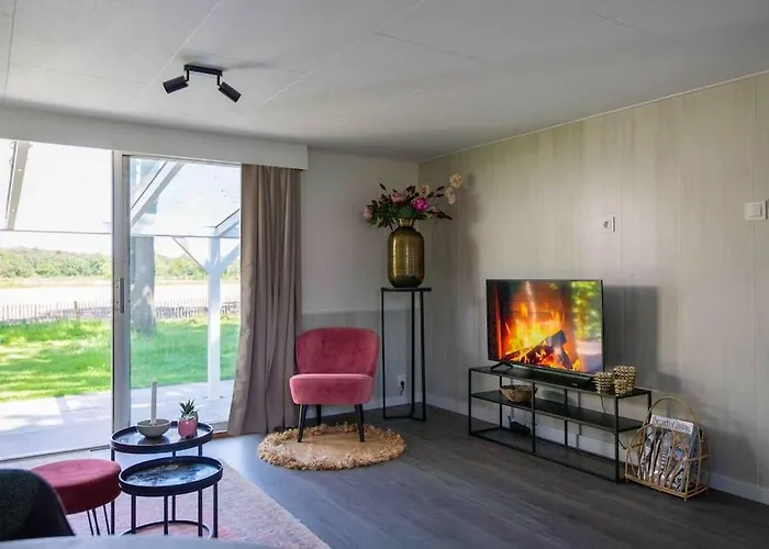 86, Bed&outdoor Wellness - Sauna, Hottub, Icebath&outdoor Shower Included! Chalet