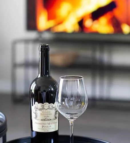 Chalet 86, Bed&outdoor Wellness - Sauna, Hottub, Icebath&outdoor Shower Included! Oisterwijk