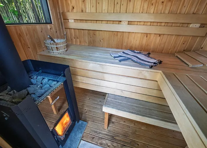 86, Bed&outdoor Wellness - Sauna, Hottub, Icebath&outdoor Shower Included! *