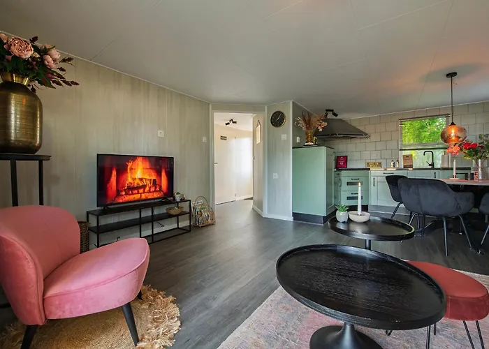 86, Bed&outdoor Wellness - Sauna, Hottub, Icebath&outdoor Shower Included! * Oisterwijk