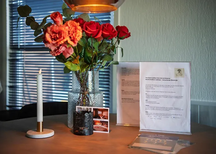 86, Bed & Outdoor Wellness - Sauna, Hottub, Icebath & Outdoor Shower Included!