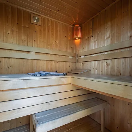 Шале 86, Bed & Outdoor Wellness - Sauna, Hottub, Icebath & Outdoor Shower Included!